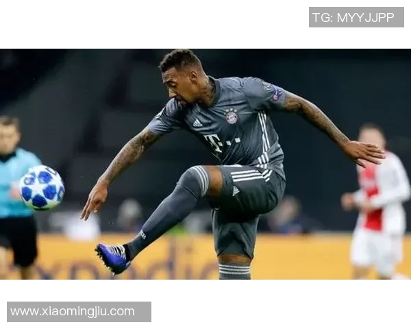 莱万状态火热欧冠赛场大放异彩射手榜领跑势不可挡